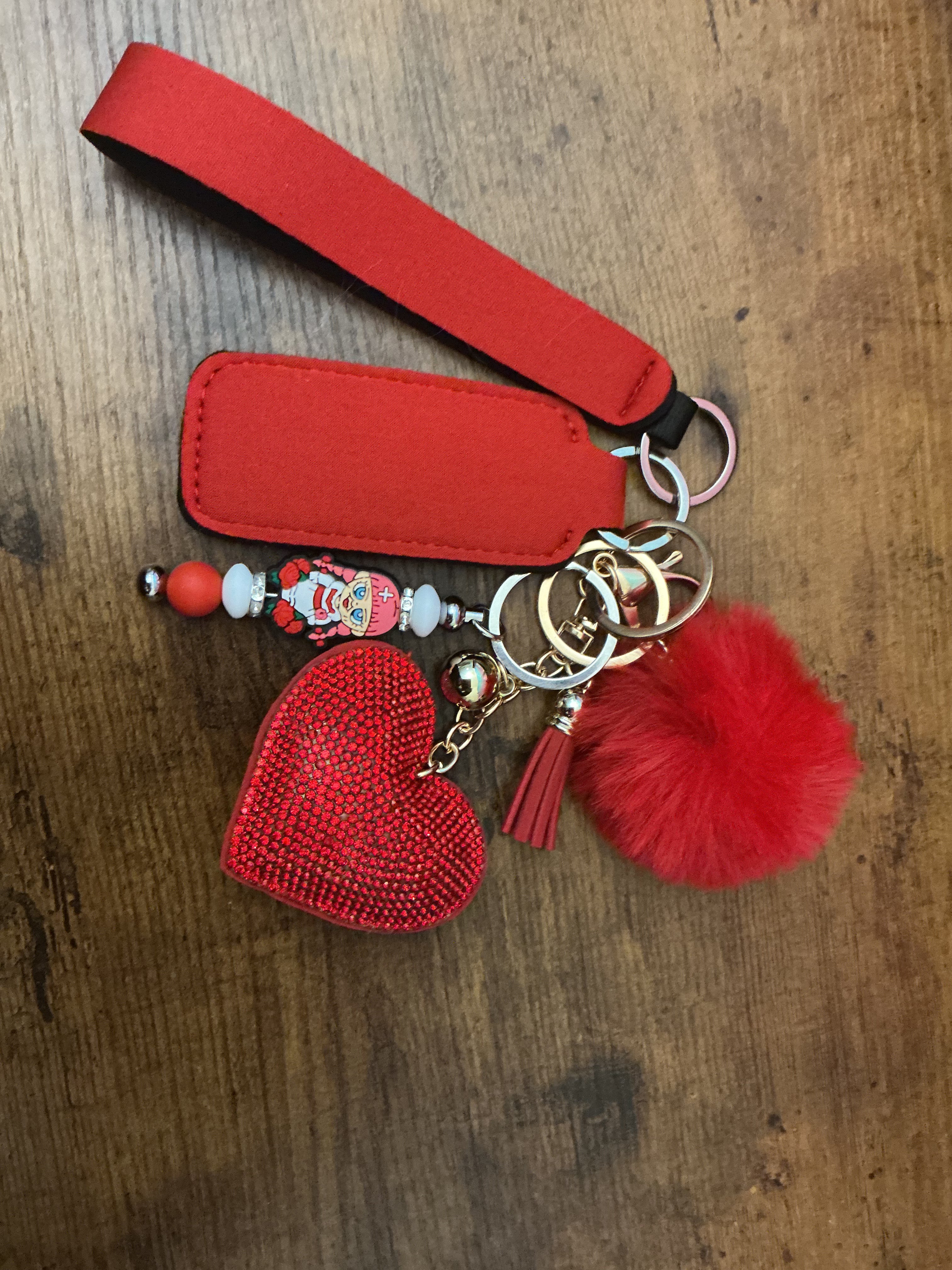 🤍 Custom Beaded Wristlet Keychains🖤
