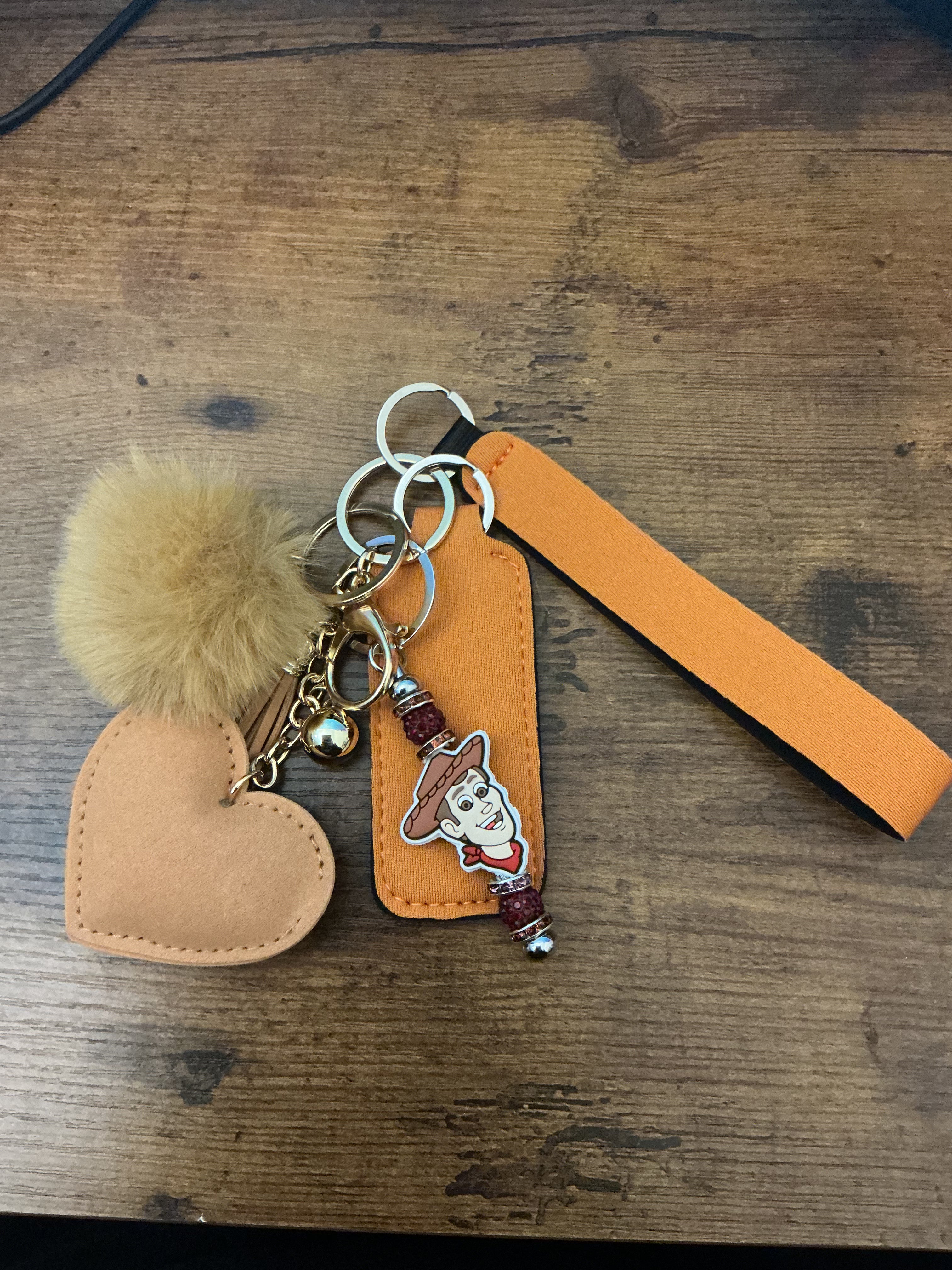 🤍 Custom Beaded Wristlet Keychains🖤