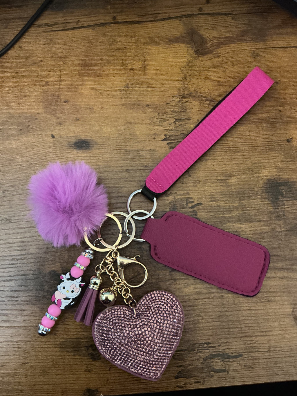 🤍 Custom Beaded Wristlet Keychains🖤